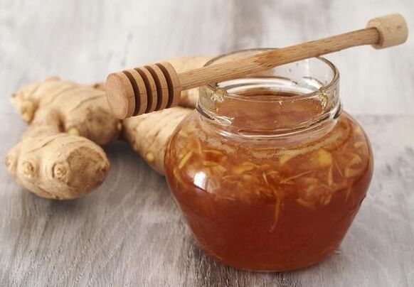 Mel natural em combinação com raiz de gengibre aumenta a potência