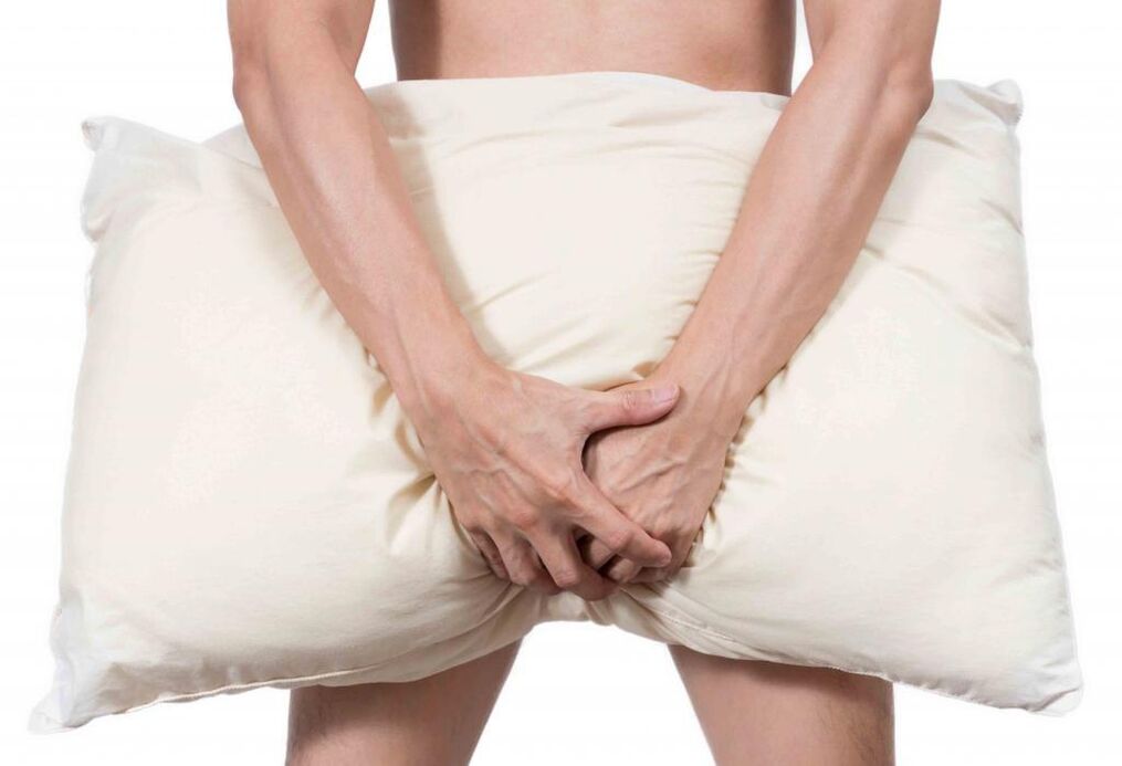 Homem pratica esportes para aumentar a potência